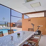 Oneida Villa