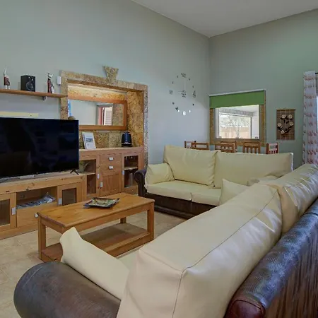 Oneida Villa *